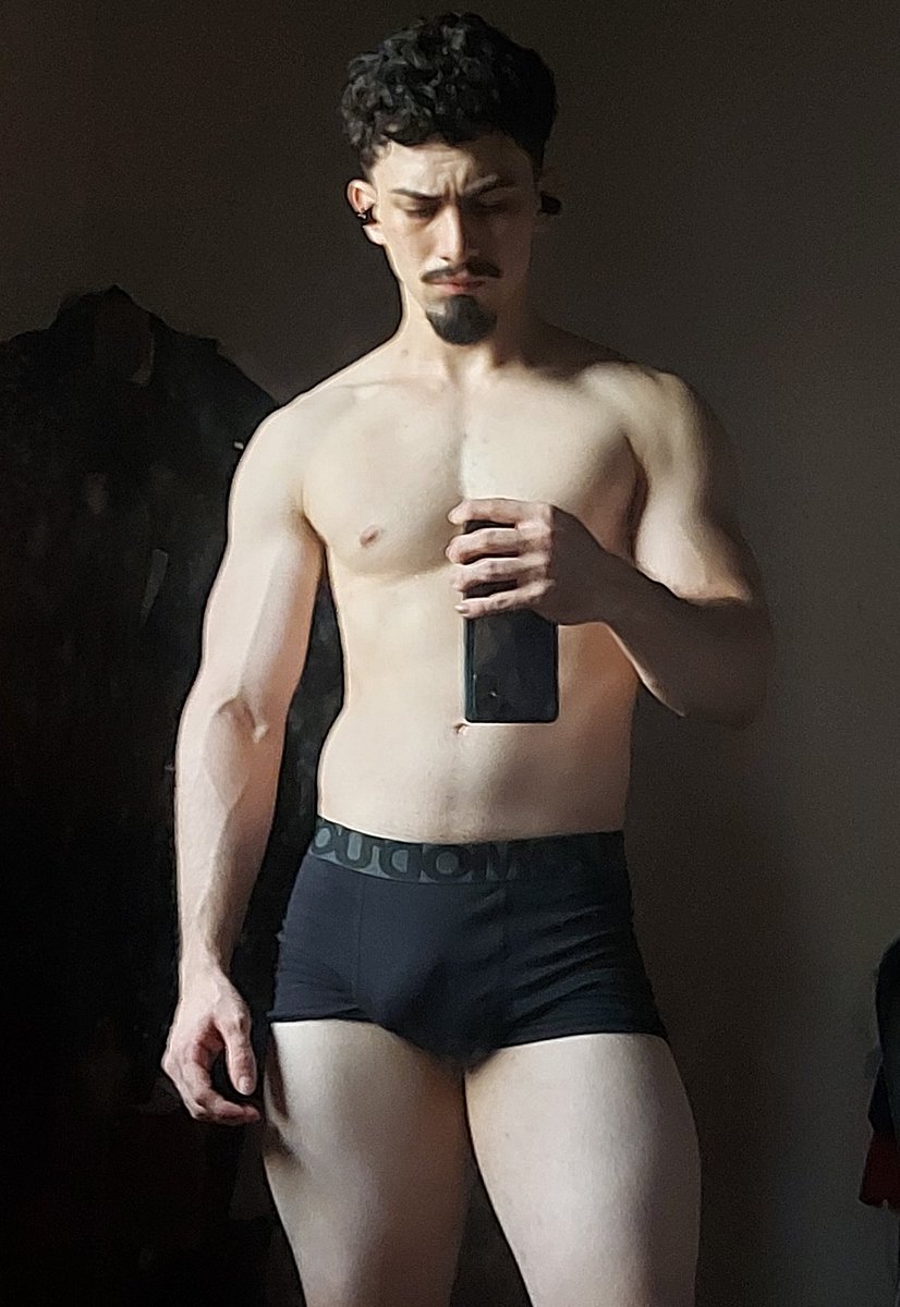 iagorys's tweet image. eu tava um luxo nas férias como pode