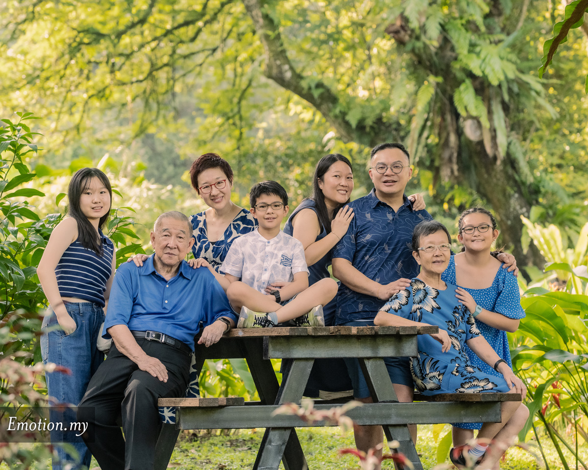 andylimdotcom's tweet image. #familyportrait #photography #family #portrait #emotioninpictures #andylim

View more at emotioninpictures.com