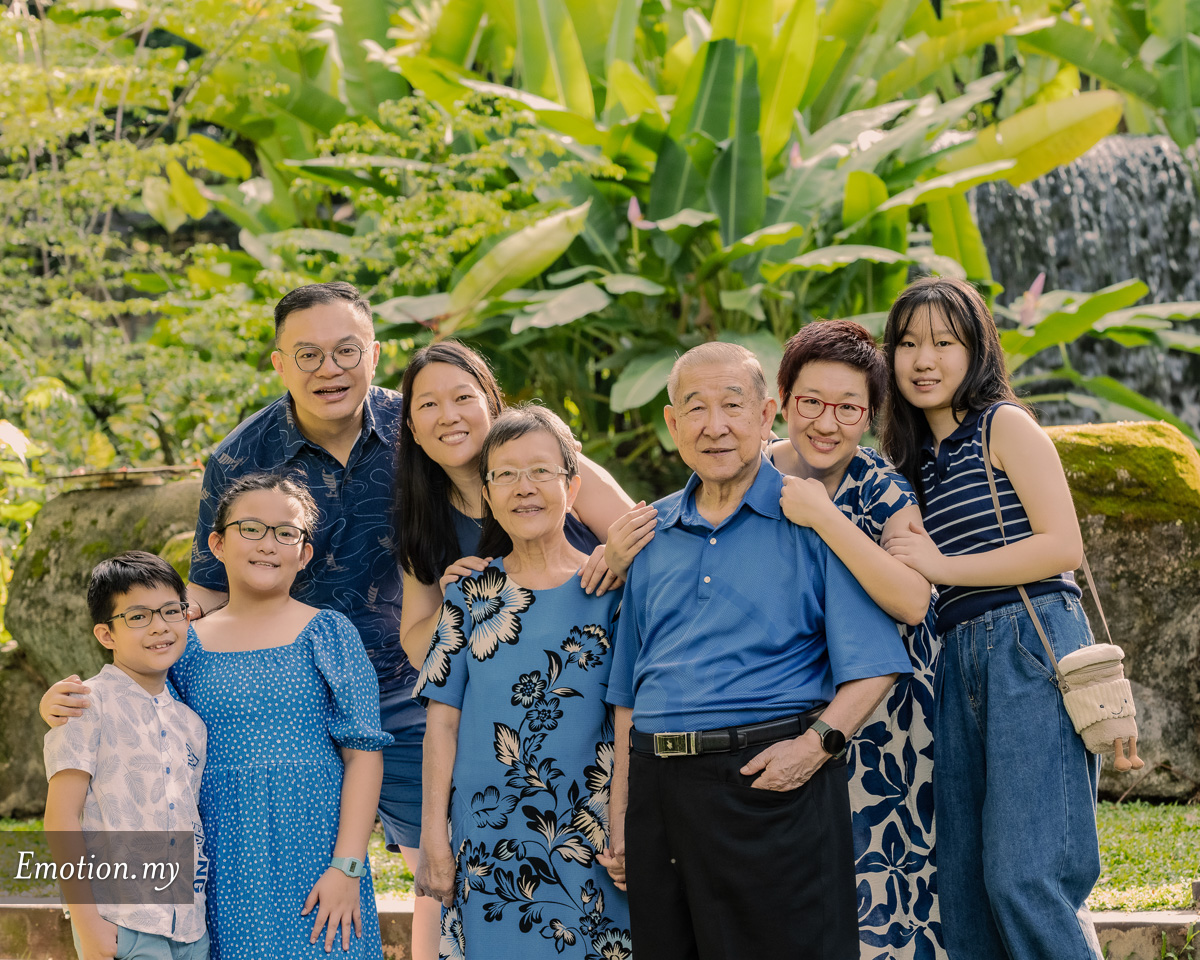 andylimdotcom's tweet image. #familyportrait #photography #family #portrait #emotioninpictures #andylim

View more at emotioninpictures.com