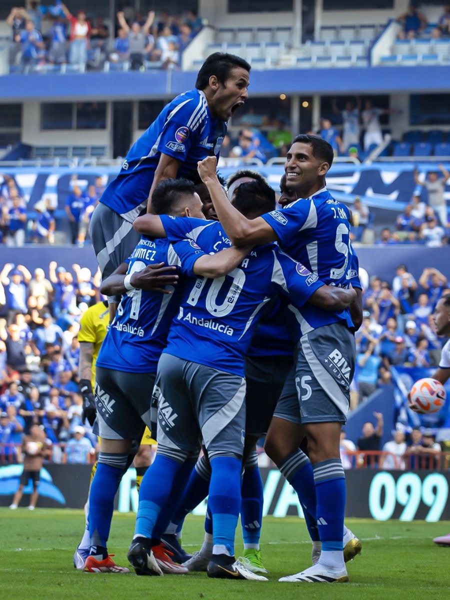 CSEmelec's tweet image. 𝕾𝖎𝖊𝖒𝖕𝖗𝖊 𝖈𝖔𝖓𝖙𝖎𝖌𝖔, 𝖇𝖔𝖒𝖇𝖎𝖑𝖑𝖔. 💙⚡

Mañana, con fe y garra por esta camiseta.

#MasUnidosQueNunca #DaleEmelec 🔵⚡