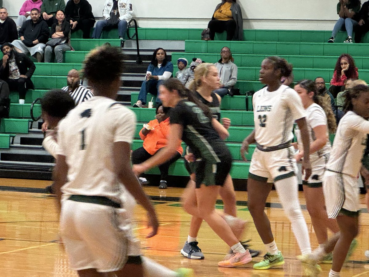 SpringISDAthl's tweet image. Spring Girls Basketball hits the court tonight vs Stratford! Let’s go!! @LadyLionBB @springhsfb @SPRINGHIGHLIONS