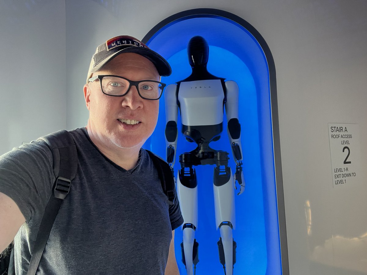 andrew 3000 tweet media