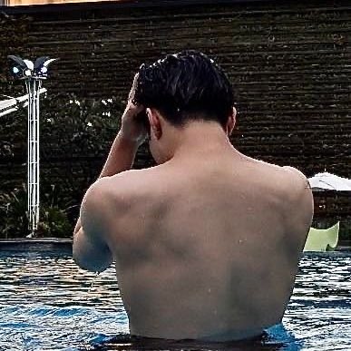 girIwook's tweet photo. unhealthily obsessed with gunwooks back https://t.co/9JPPvu2LoN