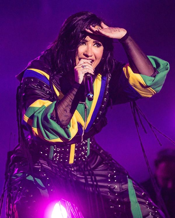 poptime's tweet photo. Demi Lovato via Instagram sobre seu show no Rock In Rio 2026:

“Meus Lovatics brasileiros têm um lugar tão especial no meu coração. Estou contando os dias até estarmos cantando juntos no Rock in Rio 2026… amo vocês!” 🇧🇷 https://t.co/aAk7DhmII5