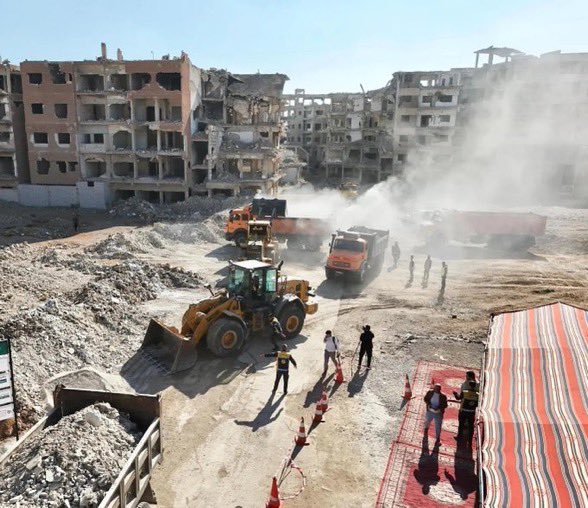 مركز الملك سلمان للإغاثة يدشّن مشروع إزالة وإدارة الأنقاض في مدينتي دوما وداريا بريف دمشق