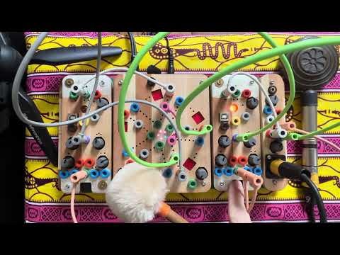 matrixsynth's tweet image. New Post:  Café Quantum dlvr.it/TPbWgd