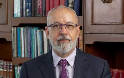 AViverosNoticia's tweet image. JUAN CARLOS ARREDONDO HERNÁNDEZ DESIGNADO COMO NUEVO RECTOR DE LA UAA

#Aguascalientes #UAA #rector

albertoviverosnoticias.com/detallenota.ph…