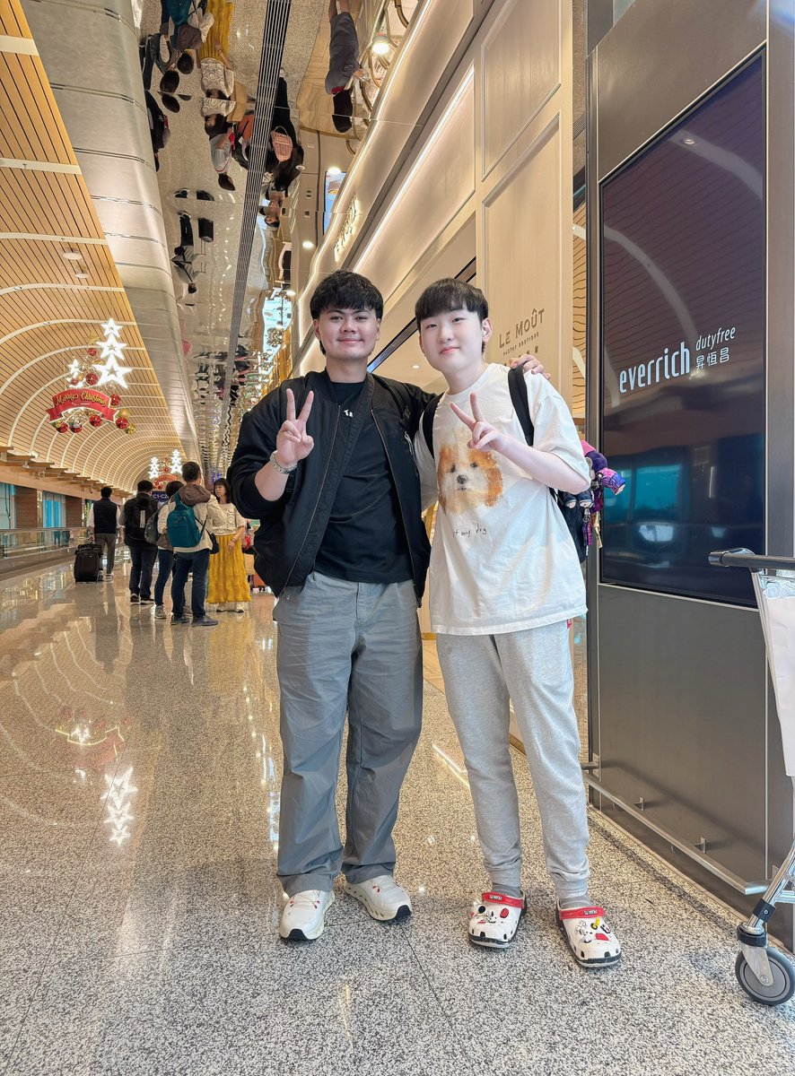 🦇✈️🇵🇭✌🏻bye bye Taipei✌🏻🐹✈️🇸🇬