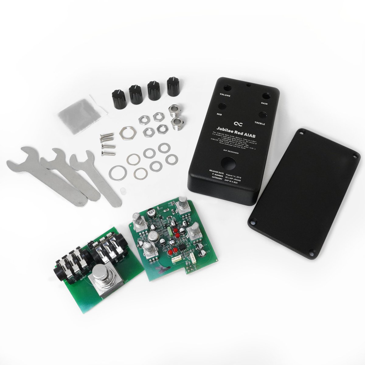 AcSxgBh8xl48282's tweet image. Build your own amp-in-a-box — One Control Jubilee Red AIAB! 🔥
No soldering. Just screwdriver. From classic 80s British drive to modern high-gain.
#OneControl #AIAB #GuitarPedal #DIYPedal