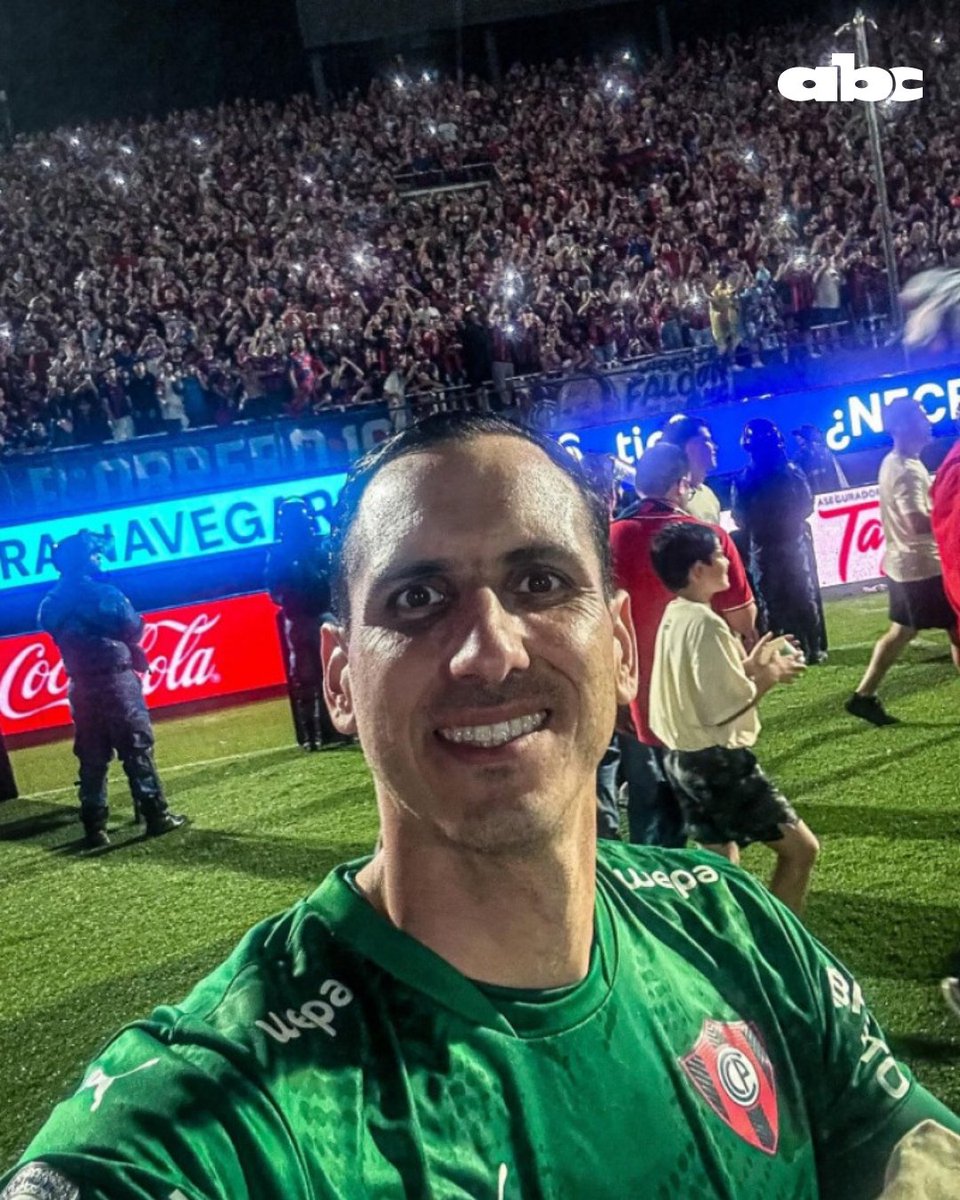 GoirisAnibal's tweet photo. Gracias ídolo @GatitoFernandez por todo lo bueno que diste por nuestro club!! https://t.co/46mefeOuJp