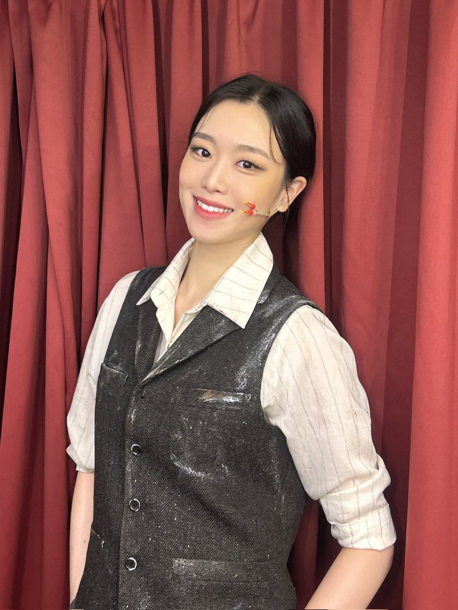 googu_9's tweet image. 잘생긴 돌기둥씨 보고싶으내요