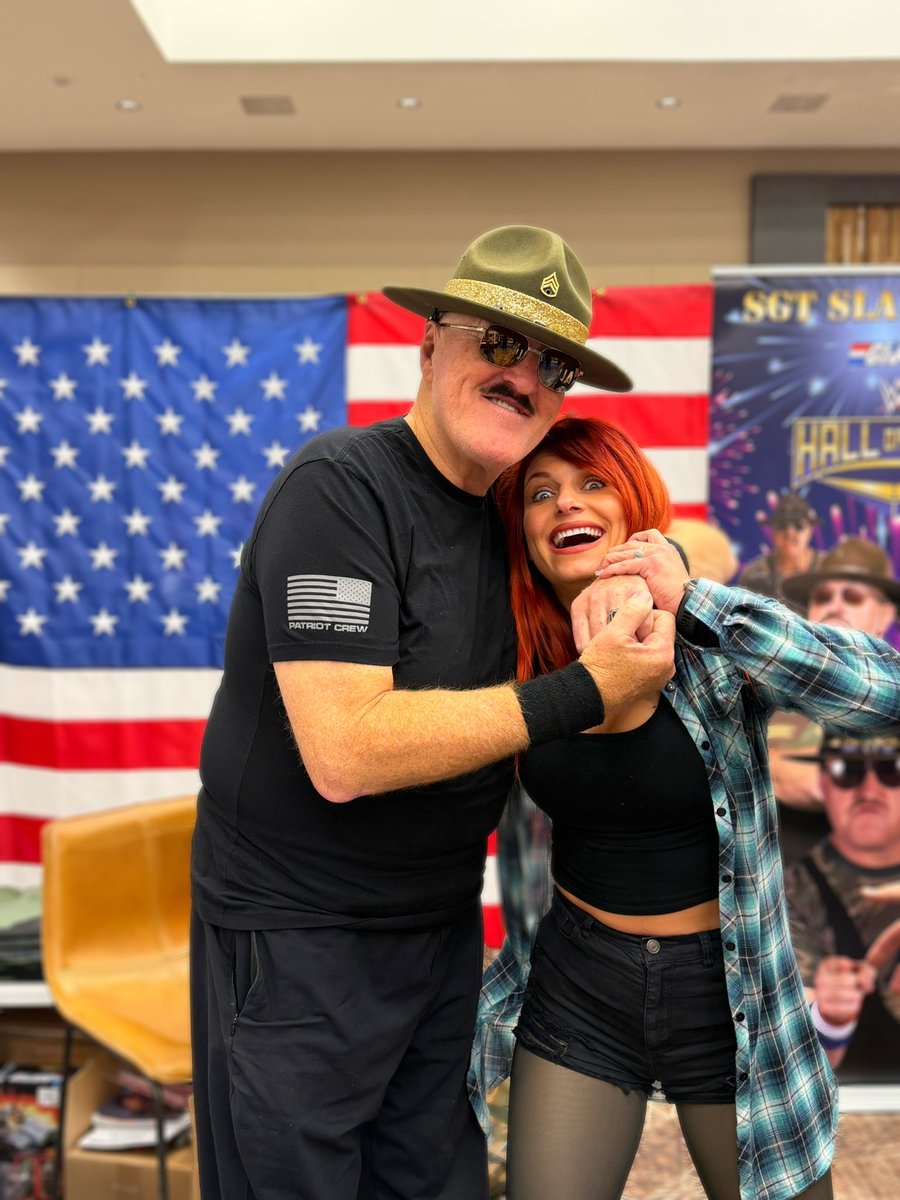 arielteal's tweet photo. Have some photos from #wrestlecade2025 for ya. Always love seeing everyone.
#prowrestling #rowdyclub #tealpiper #deimos #piper https://t.co/F4yLCUJbma
