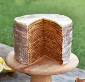 lucysolfa's tweet image. Torta de 25 capas? Paraaaaaaa no sé si comerla o tenerla de adorno #MasterChefCelebrity