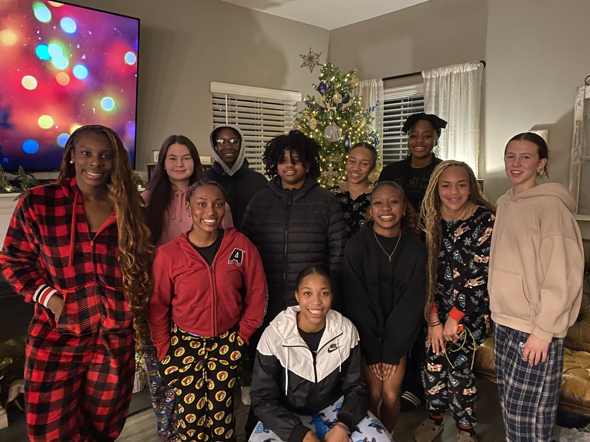 Post Thanksgiving gathering together!! Very thankful for this group of amazing young ladies!!