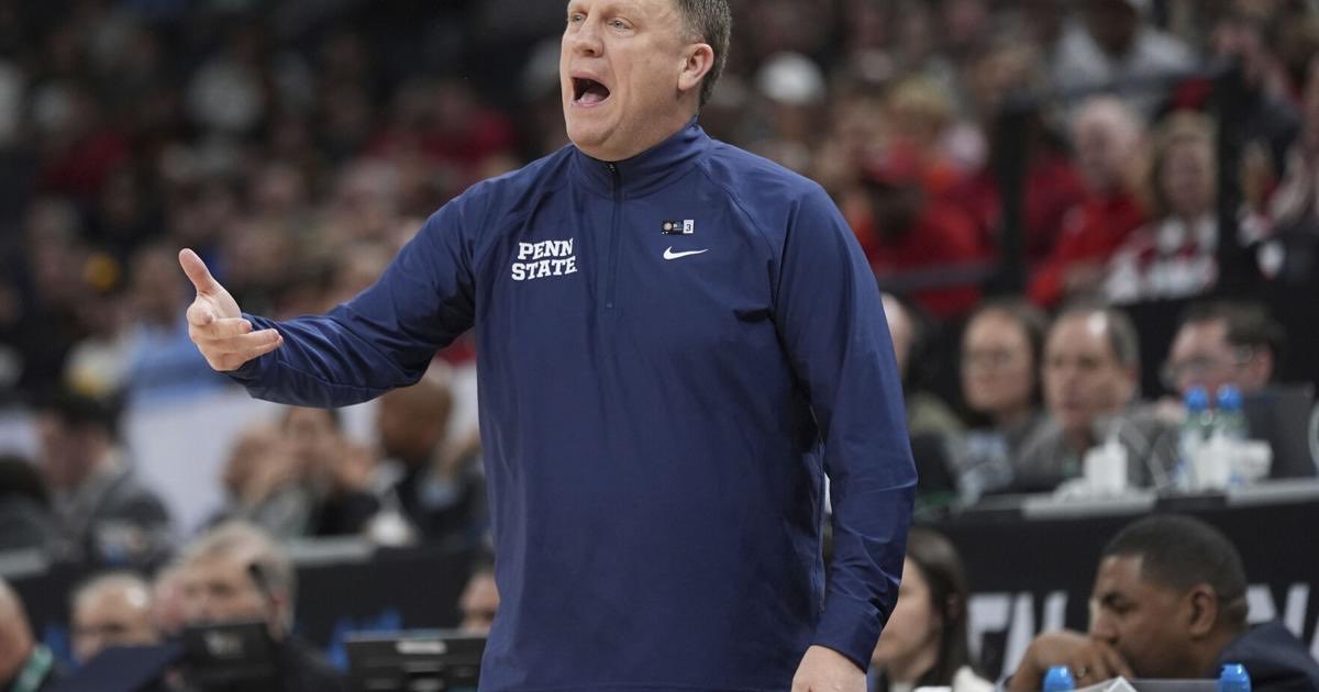 CFB_Sidelines's tweet image. At this point, just get Mike Rhoades to coach Penn State football during the basketball offseason!

#PennState #CollegeFootball