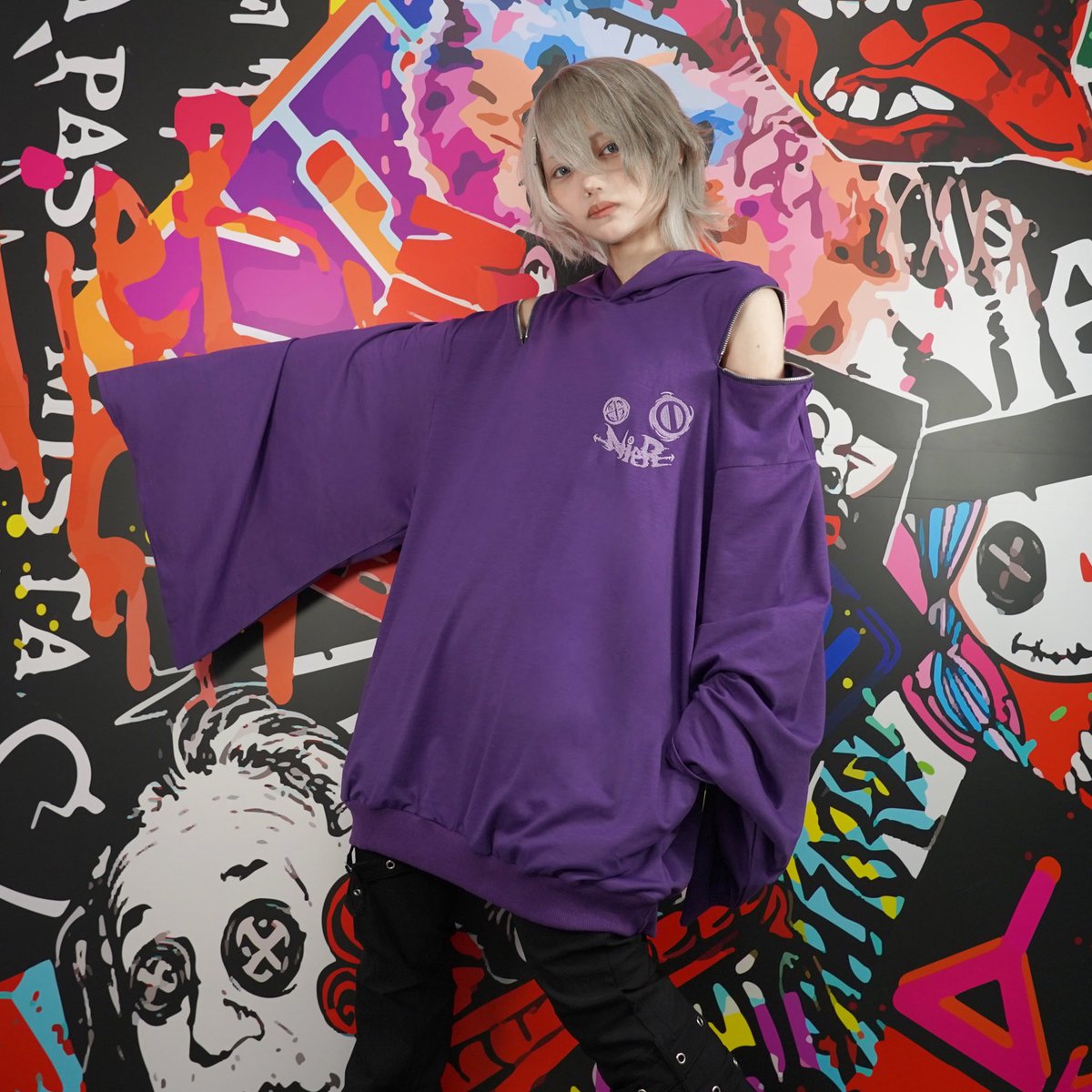 NieRミケ推しページ 🚫新作商品案内🚫 【猫耳2WAY SHOULDER PURPLEポンチョ】 🐾ミケの日