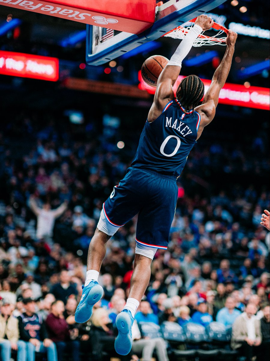 2️⃣0️⃣ points in Q3 for @TyreseMaxey. 

🤯🤯🤯 