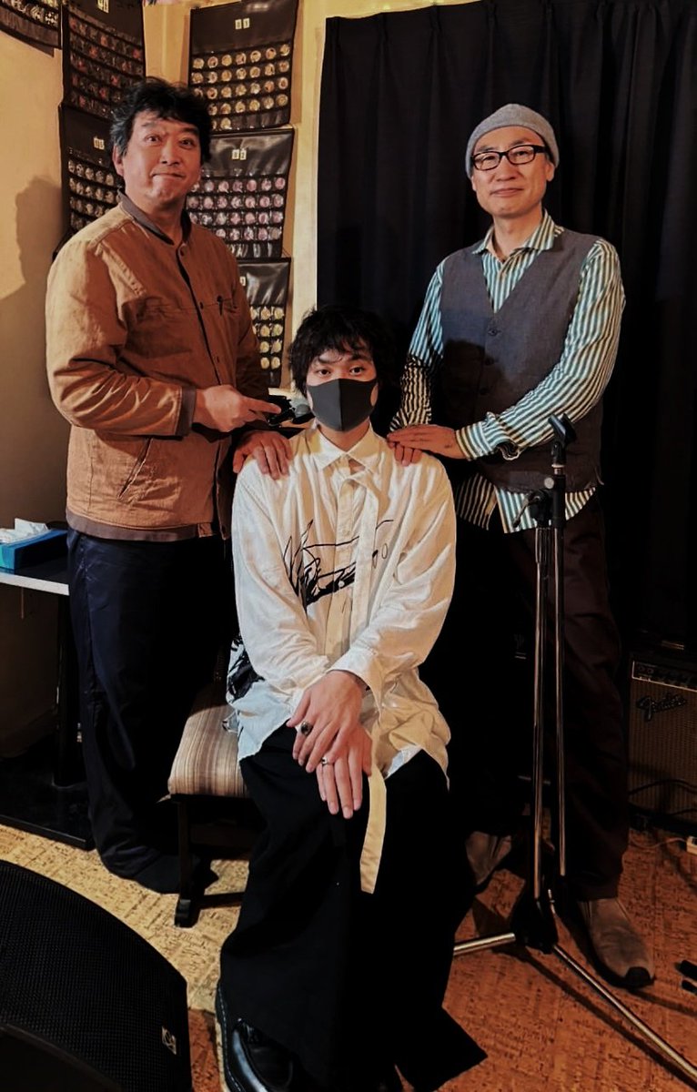 comori_an's tweet image. 先日のまにまに字翔企画ライブは無事に終わっております！メインアクトの東堂ハルユキさんとまにまに字翔さん、ありがとうございます🙇完成度の高い楽曲と渾身の歌と演奏をゾクゾクしながら聴かせていただきました✨私カラゲンキもO.Aでご一緒できて光栄です。来てくださったお客さまに大感謝です。