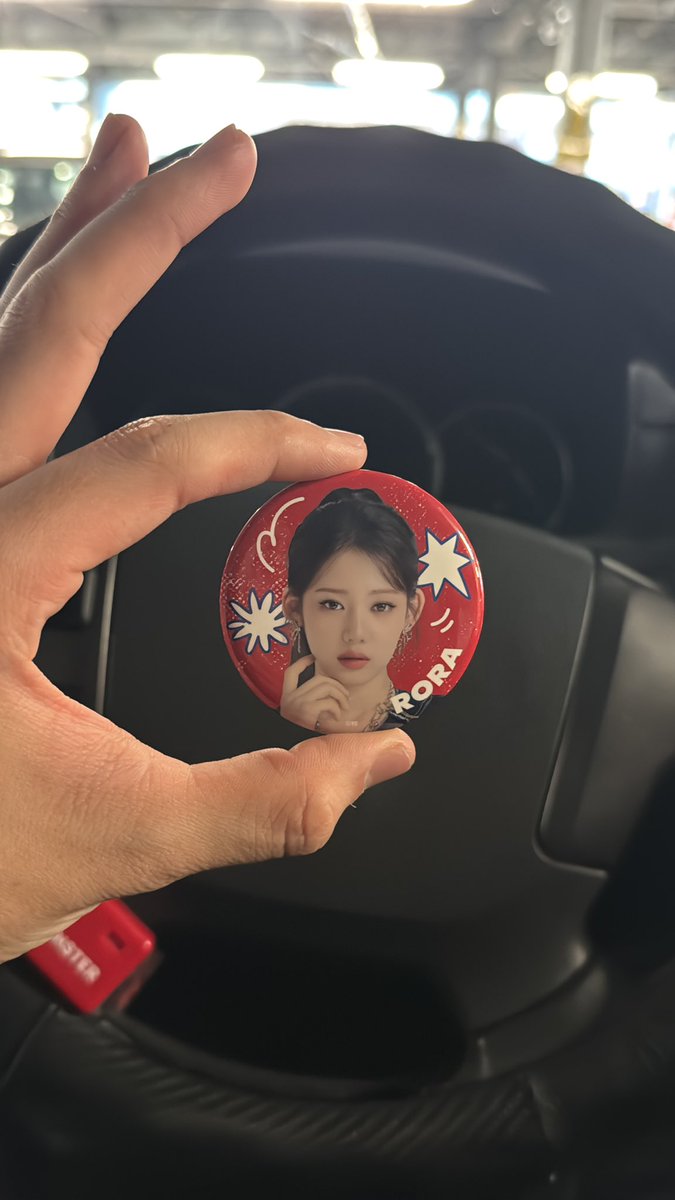 BABYMONSTER ベビモン 缶バッジ 交換

求 アサ or パリタ
譲 ローラ

現在会場付近に居ます
本日手渡し希望です！