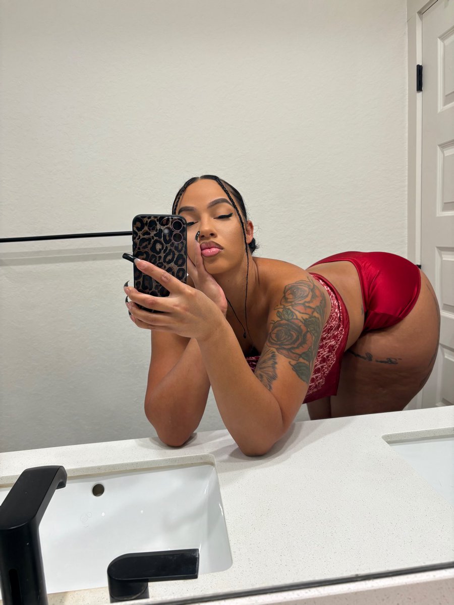 DestinyLe00's tweet photo. 🥀 https://t.co/6vDaJ3ic3F