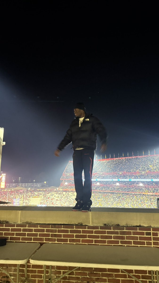 Zion Elee tweet media