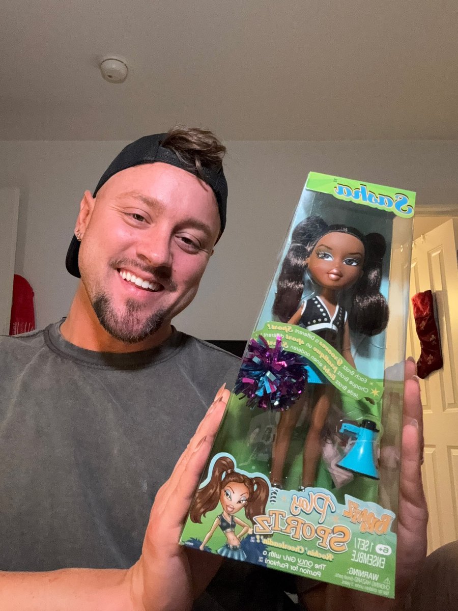 dancingdyll's tweet image. Thank u for sending me this divaaaa @bratz