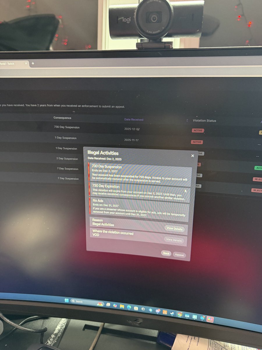 FearedBuck's tweet image. RaKai has been banned on Twitch for 2 years