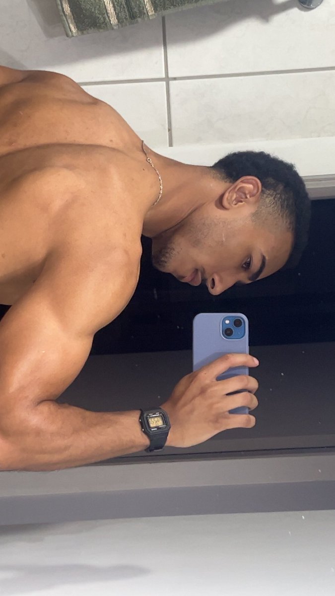 patrick_limas's tweet image. O que rende é só foto pós treino