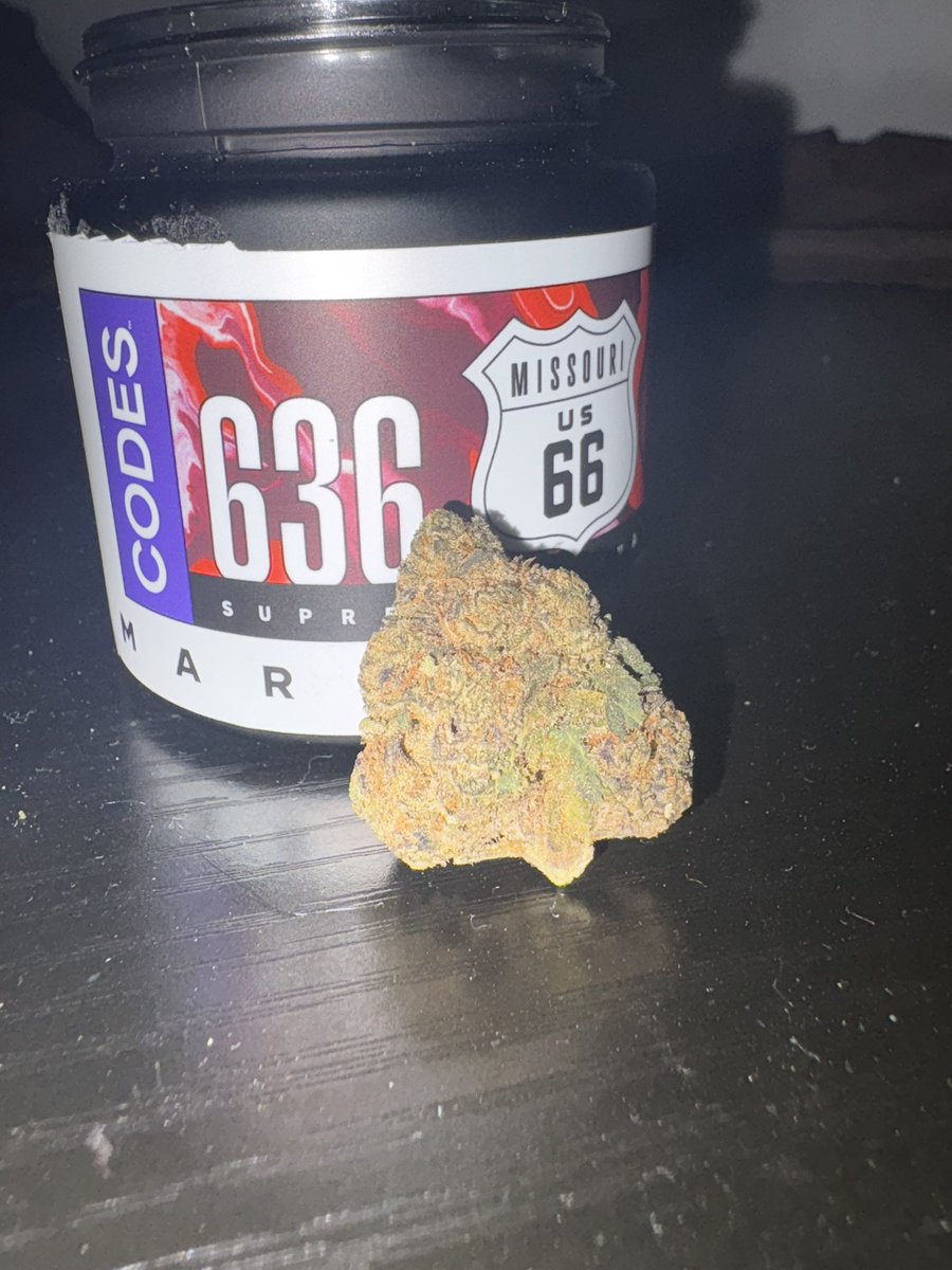 T3errell's tweet image. Terpene Tuesday ❗️
CARYOPHYLLENE 🌶️

Taste &amp;amp; Smell: Peppery/ Spicy 

✅Benefits: Mostly known for its anti- inflammatory &amp;amp; anxiety properties. 

✨Strain “Vice City”
Top terpenes: Caryophyllene, Myrcene, Humulene 

#CCC #cannabisindustry #Web3Community