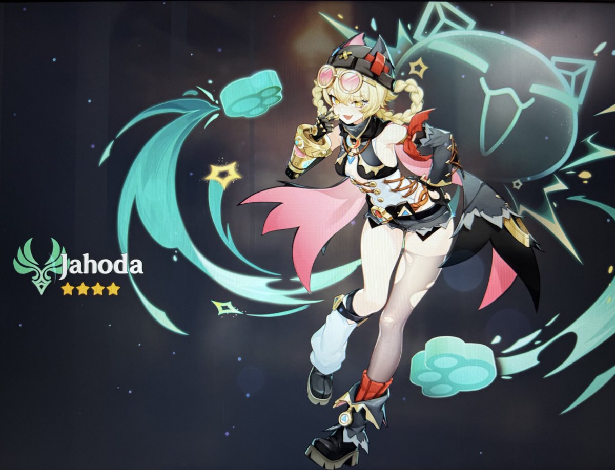 she’s home. i legit am abt to cry i can’t believe my baby jahoda is finally here