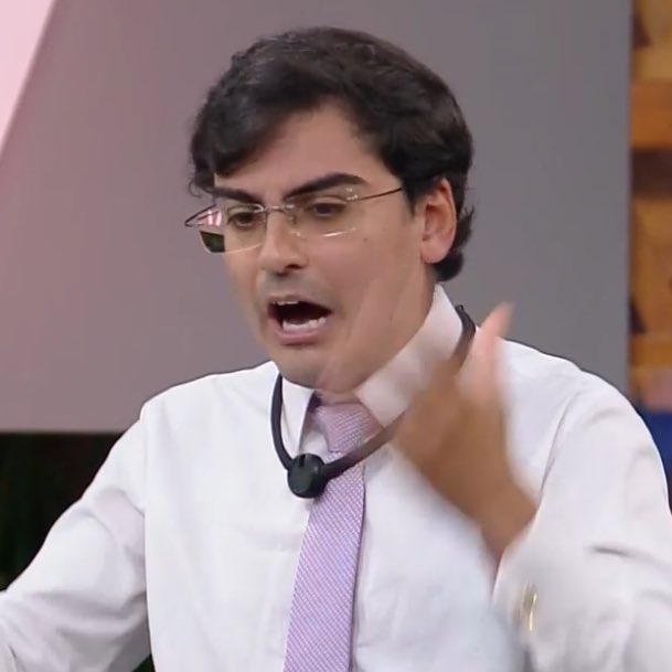 Só acho que esses dois merecem d+ chegar na final da F17. #FormaçãoDaRoça