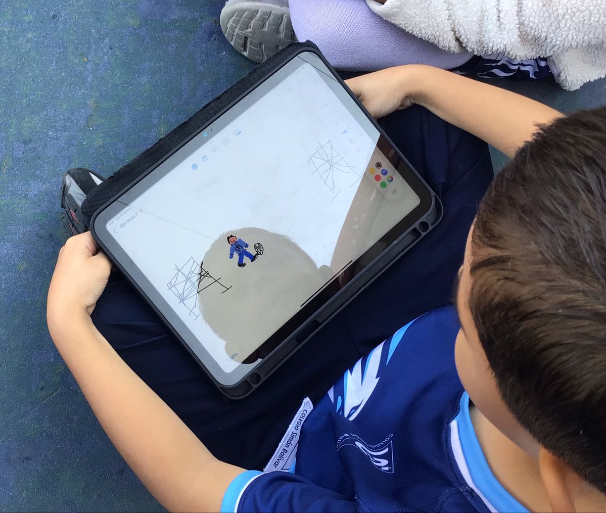Claudia68466615's tweet image. Alumnos de 1º de Primaria utilizan Freeform en la clase de Educación Física dibujando el deporte que les gustaría practicar en sus tiempos libres.
#appleteacher @CSBoficial @oz_csb @JJHoyos_CSB #EveryoneCanCreate @DonyOcampo