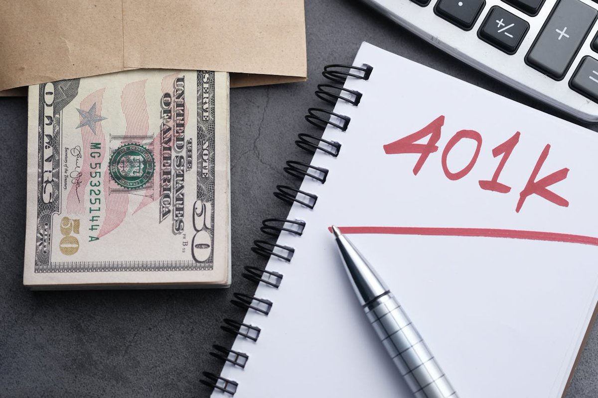 ERISA year-end reminders!
Dec 1: Safe Harbor, QDIA &amp; auto-enrollment notices.
Dec 31: RMDs, amendments &amp; ERISA bond reviews.
Jan, 1099-R, W-2 deferral &amp; Form 945.
Stay compliant—get your ERISA fidelity bond from Surety One, Inc. 🔒📄 #ERISA #Fiduciary #401k #RetirementPlans