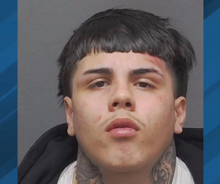News4SA's tweet photo. BREAKING NEWS | A major security lapse at the Bexar County Jail has resulted in the wrongful release of Angel Salas, a convicted murderer. https://t.co/Eig4J8ftjO https://t.co/m2C7P1UJxu