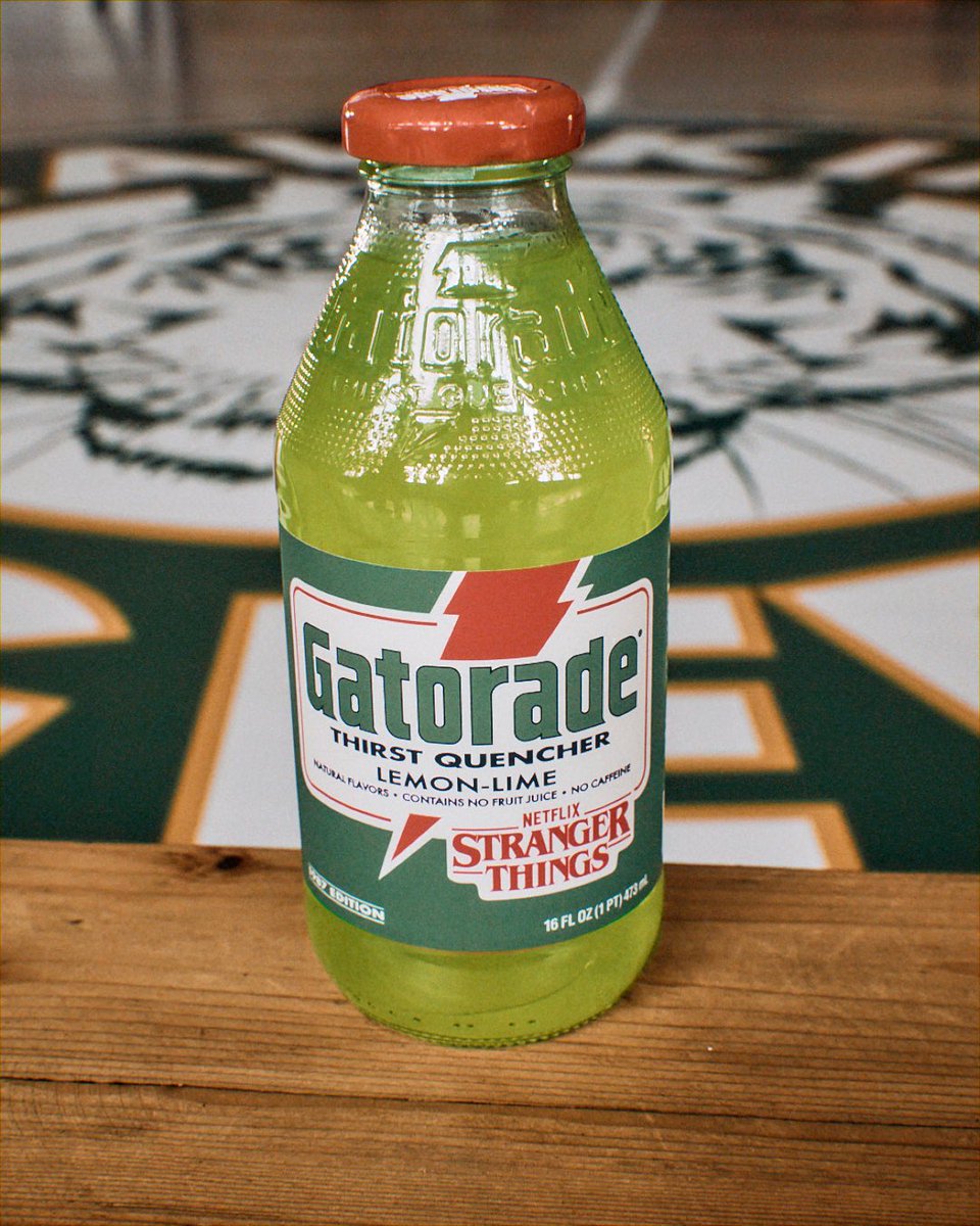 JustFreshKicks's tweet photo. Stranger Things x Gatorade ‘1987 Hawkins Capsule’ (2025) ⚡️ https://t.co/YxiF4nTmer