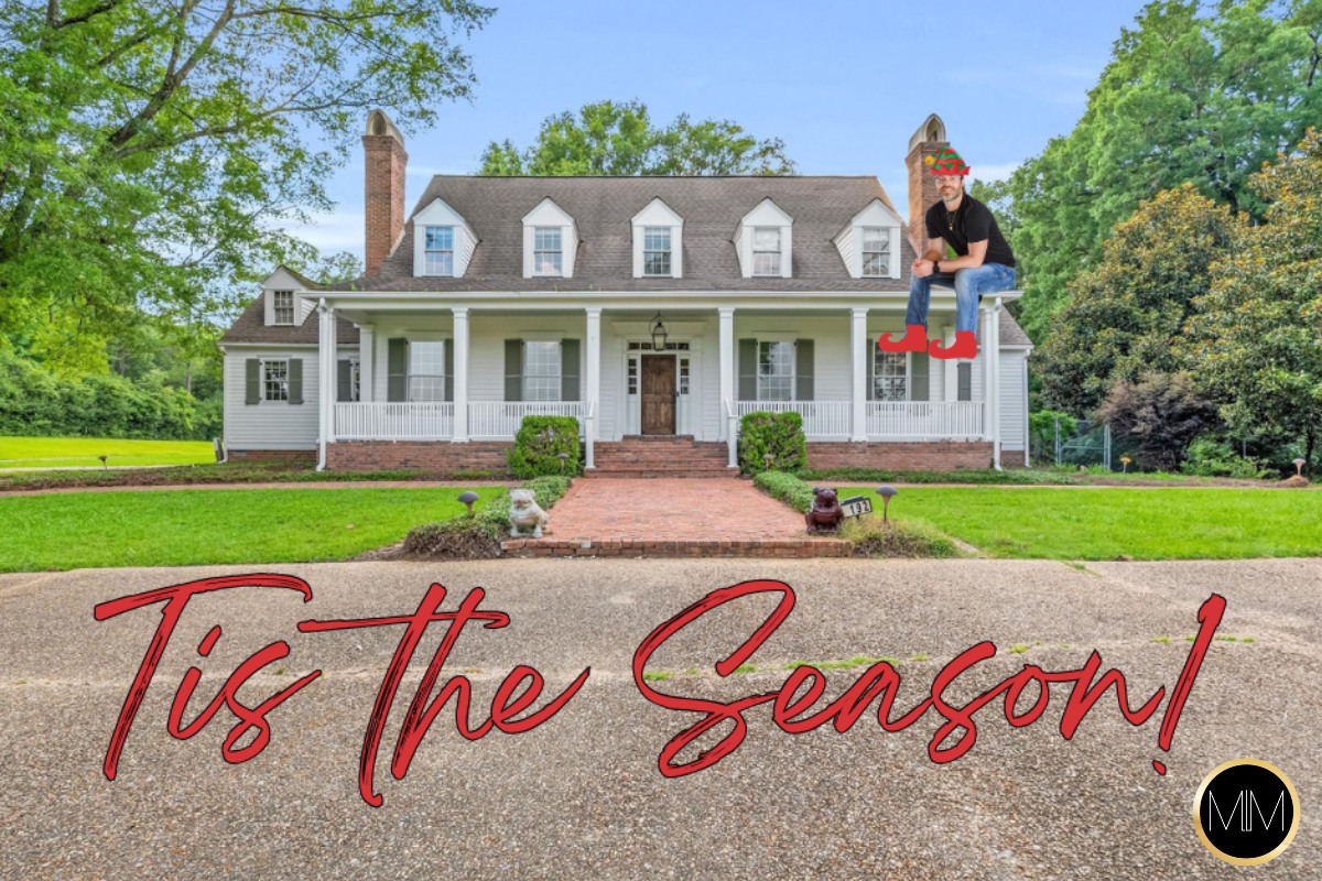 You’ve heard of Elf on the Shelf… now meet Realtor on the Roof! 💥

ℹ️ bit.ly/192woodridge
📍 192 Wood Ridge Rd, Starkville, MS
Dale Conner | Mississippi Magnolia

📲 662-546-1769
💻 SellWithDale.com

#StarkvilleHomesForSale #StarkvilleRealEstate #StarkvilleRealtor