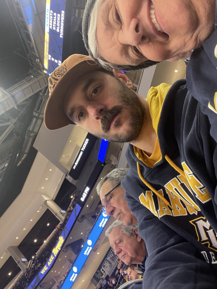 Tony_Cappozzo's tweet photo. #getloudlambeau #kohlsbucksfan #thisismycrew https://t.co/qeUB2uSJij