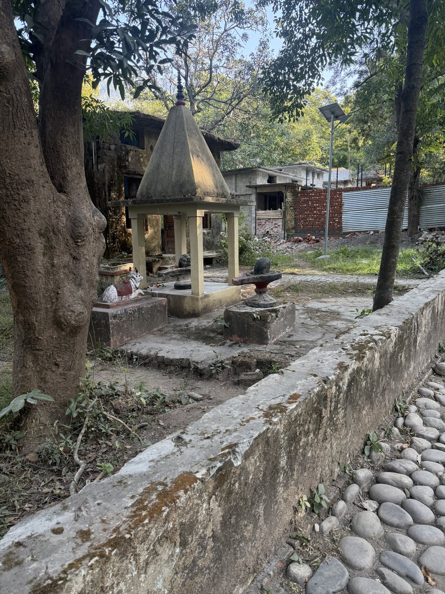 OverthinkKaAdda's tweet image. On Earth there is no Heaven, But their are pieces of it. 

#TravelIndia #incredibleIn