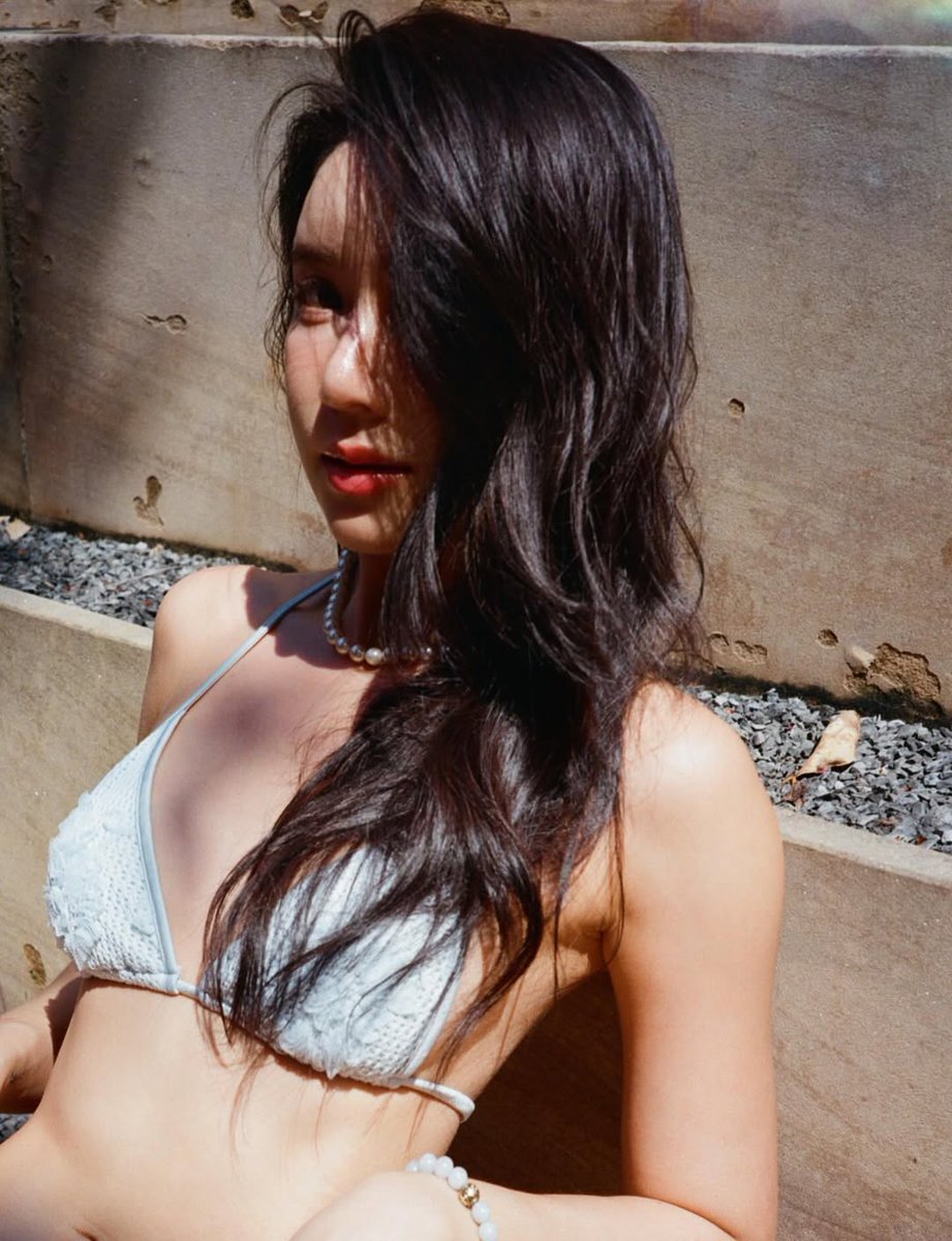 Junenannirin_TH's tweet image. [ 251203 ] 🐈‍⬛🍒
IG Post : june_nannirin 

#filmcamera

🔗 instagram.com/p/DRyO5wqiTwq/…

#Junenannirin #จูนณัณณิริณ @JUNE_NANNIRIN