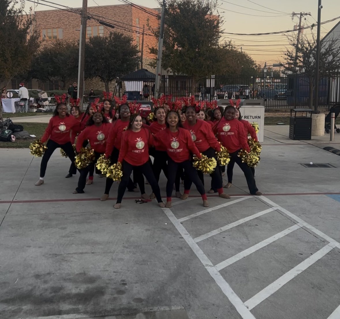 samtasbydance's tweet photo. Festival of Lights 2025 #AGarnetteChristmas https://t.co/9rKuMXBZGV