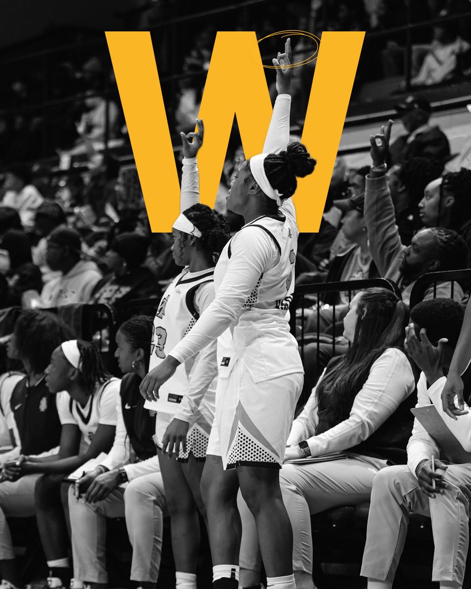 Aggies got that W over those 🦅! 

#AggieWBB💙💛 #Commit2Grit #WeAboveMe #LevelUp #BeUncommon #AggiePride
