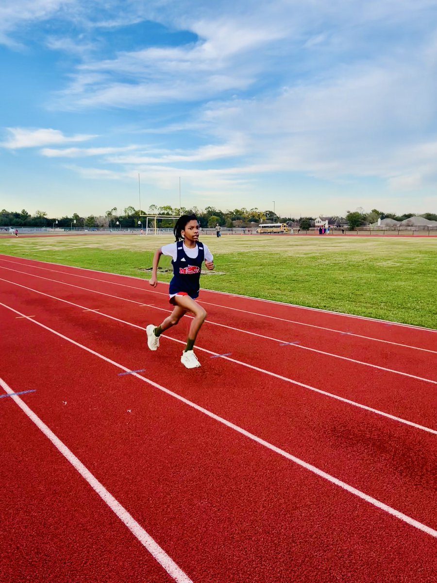BerryMiller_JH's tweet image. (1/4) Congratulations to our top #CrossCountry performers in the BMJH Meet. 7th grade girls: Aubrey C., Morgan M., &amp;amp; Idy H.❤️💙🐾🏃🏻‍♀️ #InALeagueOfOurOwn #BuildPearlandProud