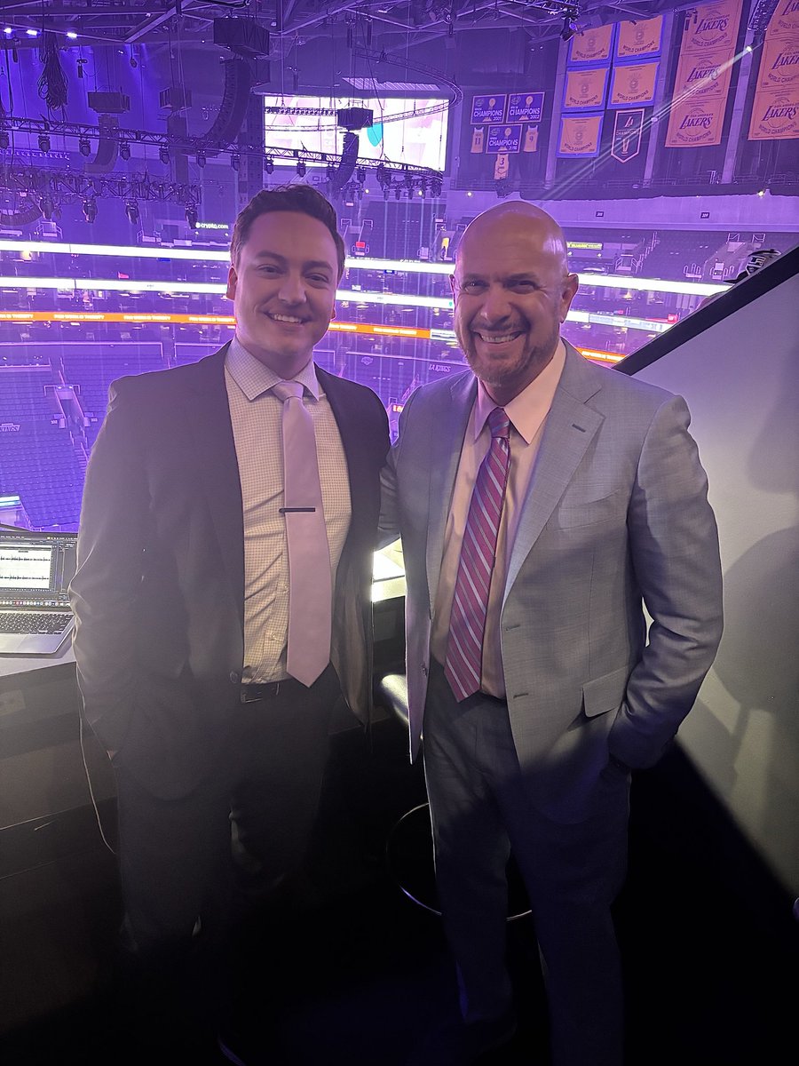 It’s Anze Kopitar’s 30th and final regular season meeting with the Capitals and his 29th against the NHL’s gr8est goal scorer.

Don’t miss it. <a href="/DarylEvans15/">Daryl Evans</a> and I have the call. Oh, and <a href="/JohnWaltonPxP/">John Walton</a> joins me pregame! 

🕰️ 7:30pm
📻📲 <a href="/ESPNLosAngeles/">ESPN Los Angeles</a> App