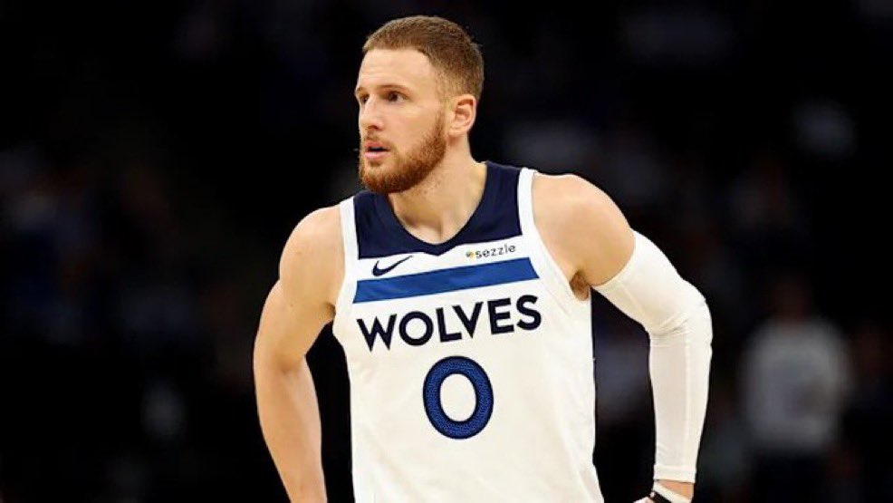 Alex Caruso tweet media