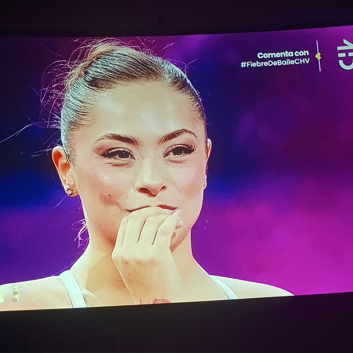 ariansitto's tweet image. por eso a mucha gente no le agradas, porque no compites con nadie, solo contigo misma, y aparte pq te ponen puros 9 o 10 jajaja, seca 👏

 #fiebredebailechv