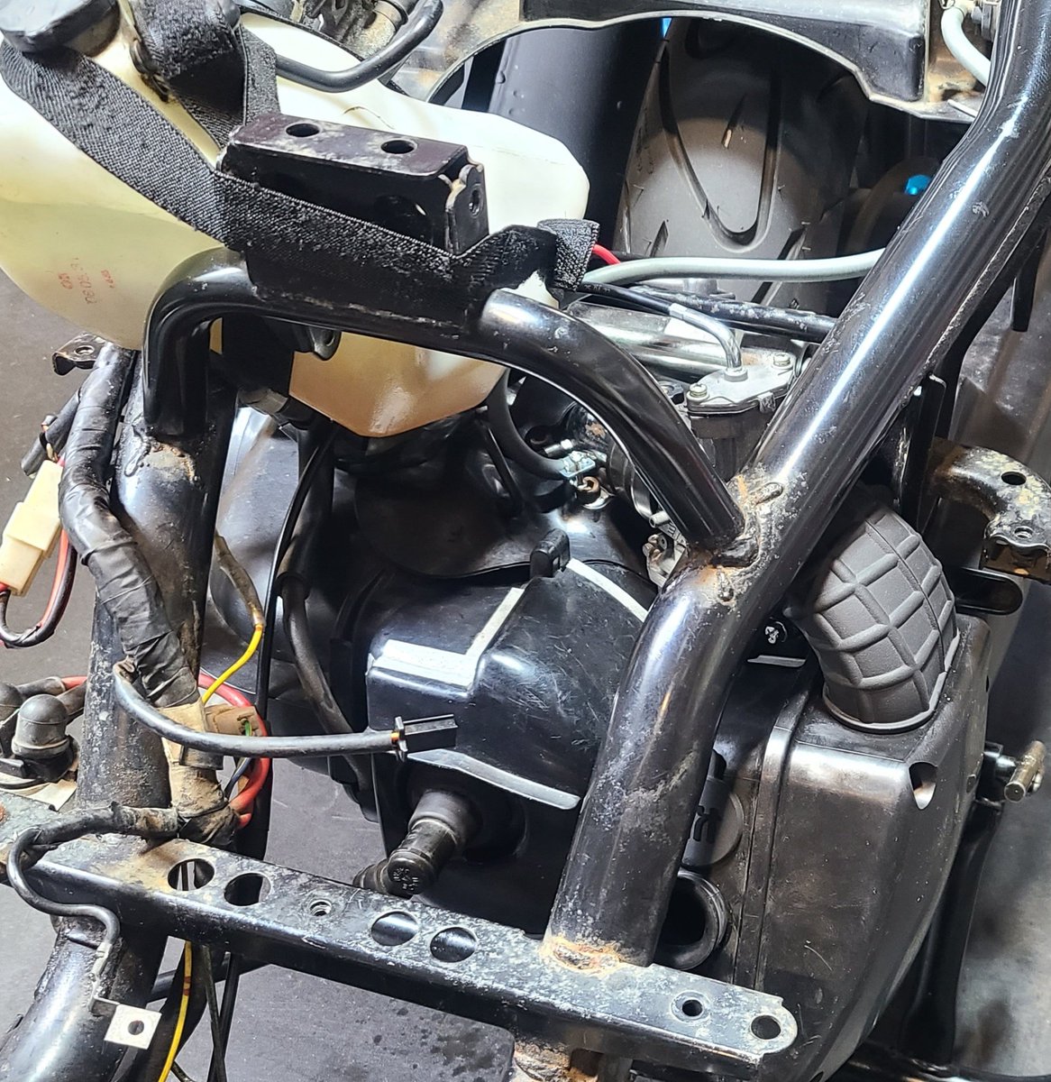 グランドアクシス