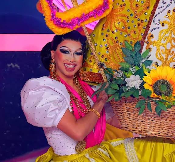 nikxxzr's tweet photo. con que cara dice konny dice que no veía a nayla en la final si es una de las dragas que mas la dio en la temporada 

#LaMasDraga7 #LMD7 #LaMasDraga https://t.co/Oi5piqvUkK