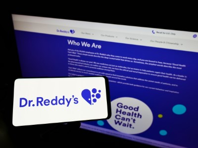 InformistMedia's tweet photo. Delhi #HC rejects Novo Nordisk’s plea, allowing Dr. Reddy’s and OneSource to make and export their semaglutide version to non-patent countries. They cannot sell it in India until the patent expires in Mar 2026.

More details below:
https://t.co/DIik54pKuQ https://t.co/WS45PnlOVT