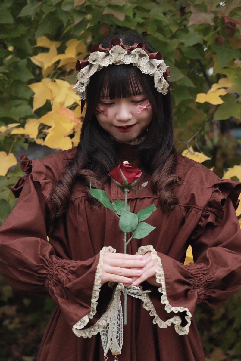 MA_MA_DO's tweet photo. 「Chocolat d’Amour」

model：Fuka Tanaka
designer：Riko Fujita
photo：Ayumi Nozawa

 #広島大学  #まーまー堂 https://t.co/6ppdk24viu
