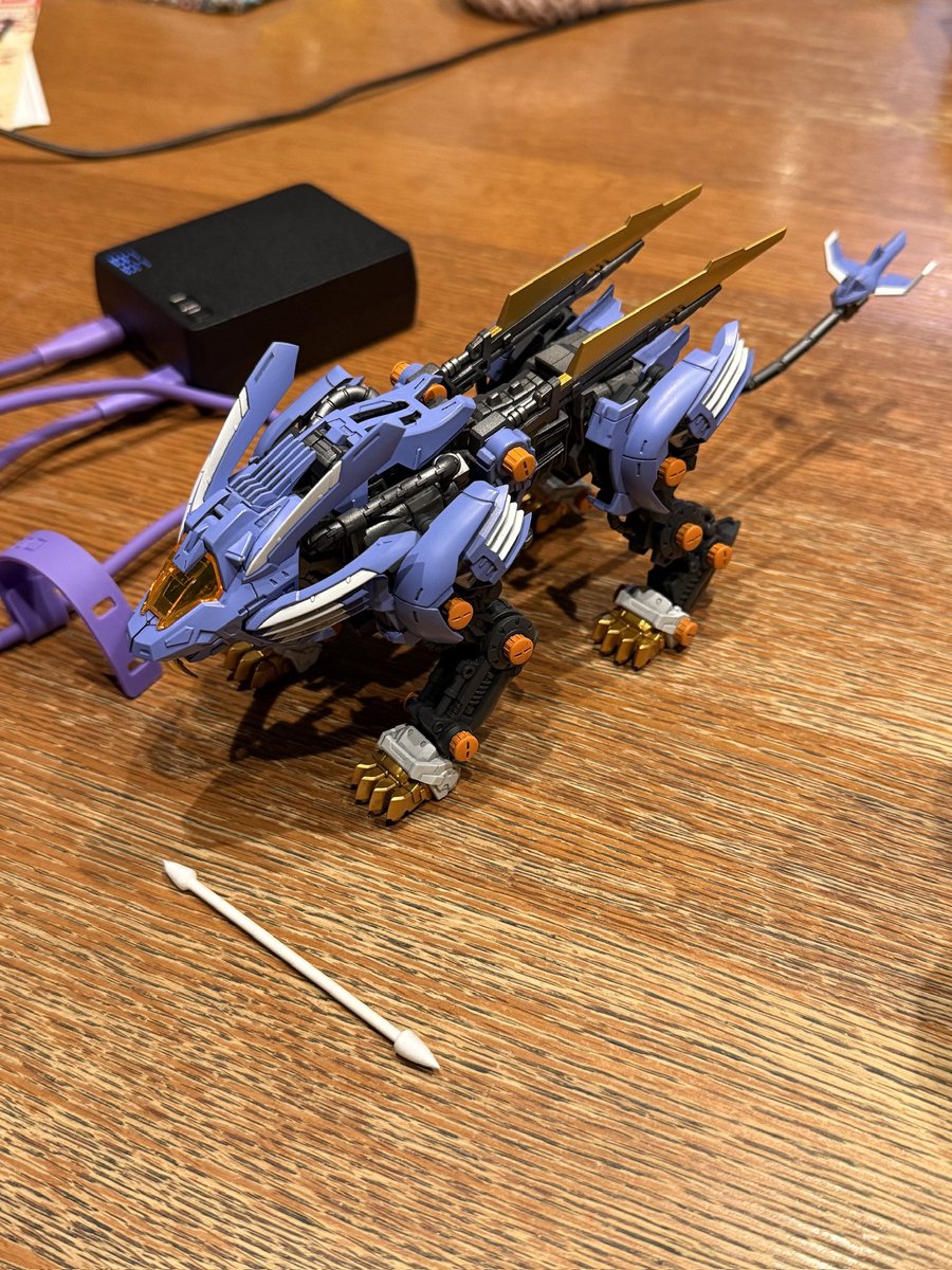 食後のコーヒーを飲みながらスミ入れの拭き残しチェック 先細綿棒なし